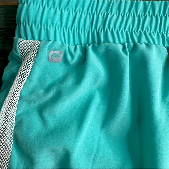 Fabletics Green Activewear Shorts Size XL Sporty Workout - Picture 6 of 9